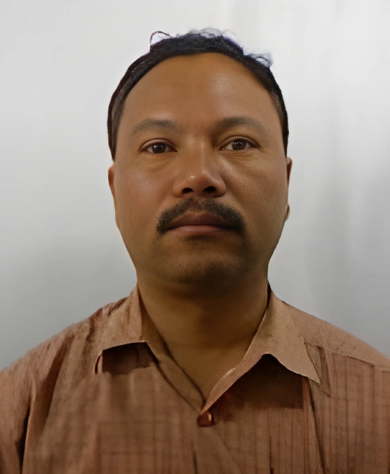 महेश श्रेष्ठ