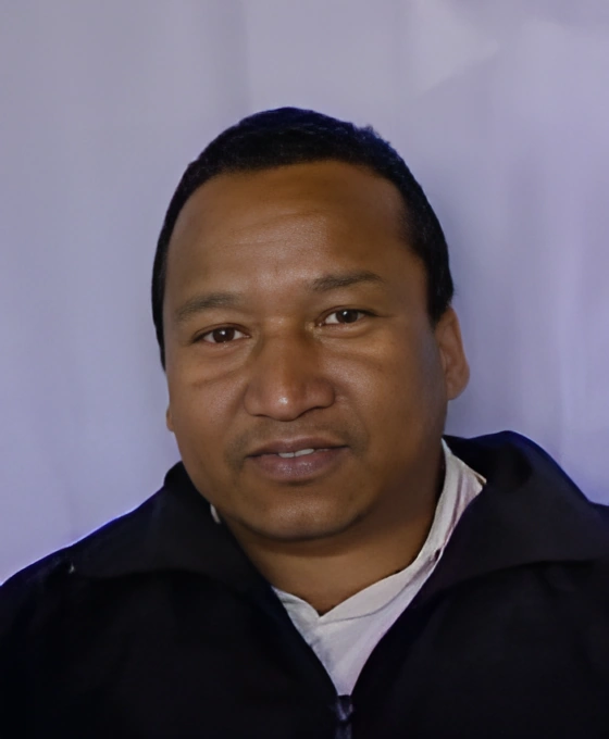 मदन श्रेष्ठ